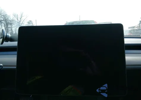 2022 Tesla Model 3 Long Range Dual Motor All-Wheel Drive z USA, uszkodzony, nr VIN 5YJ3E1EB0NF325402